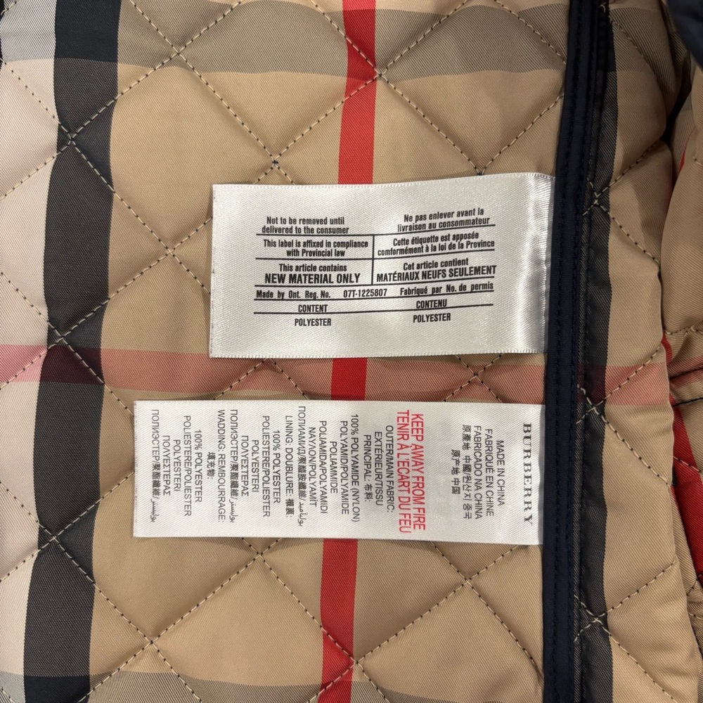 Burberry Navy Quilted Jacket with Plaid Interior - Picture 7 of 7